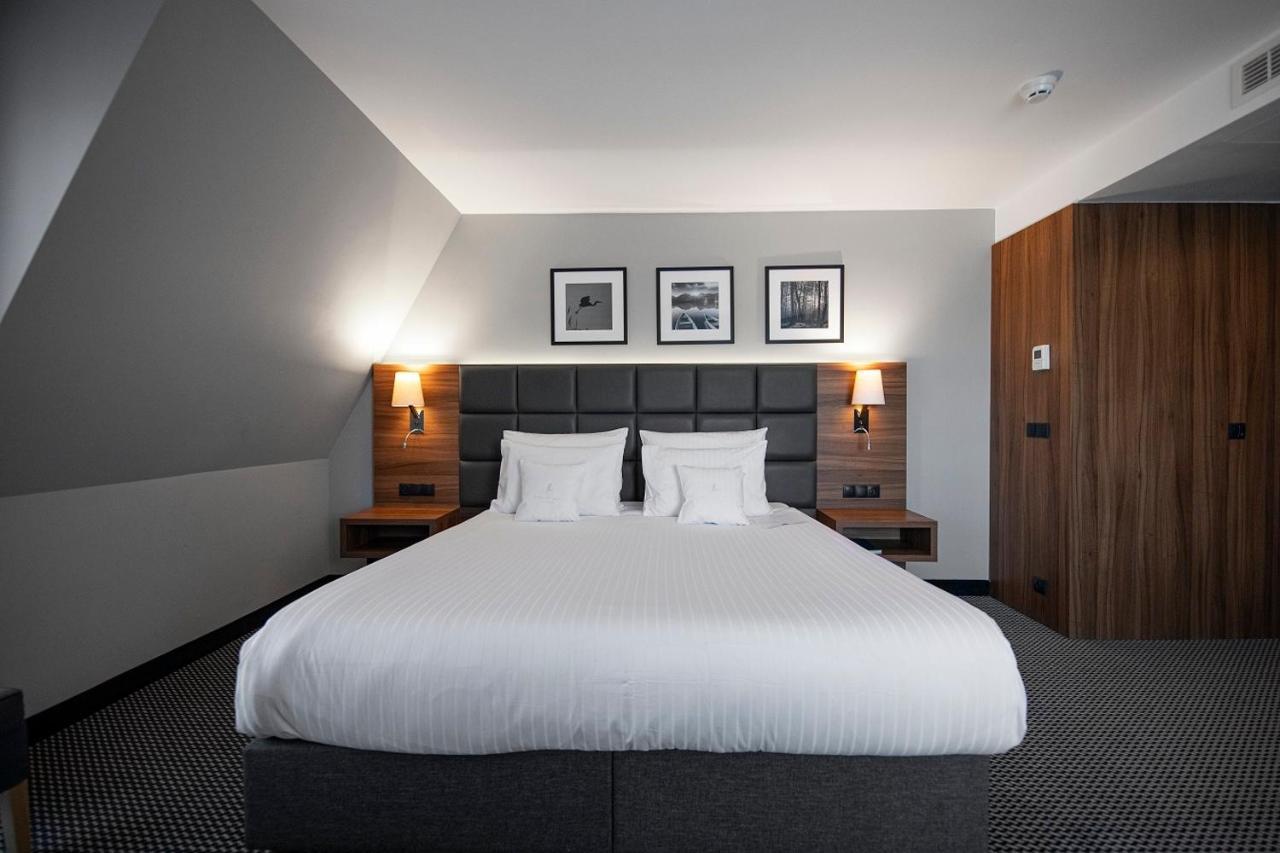 Heron Live Hotel Marina & Spa Grodek Nad Dunajcem Bagian luar foto