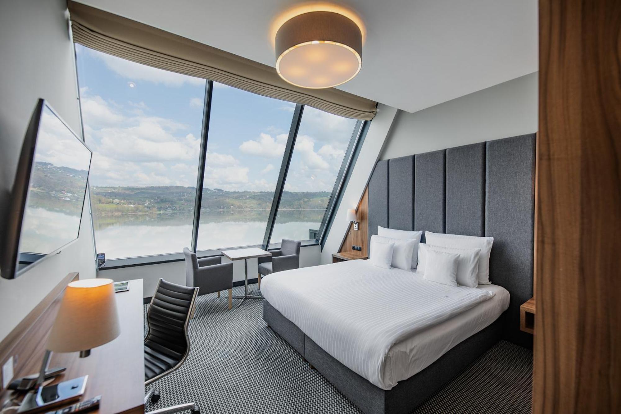 Heron Live Hotel Marina & Spa Grodek Nad Dunajcem Bagian luar foto