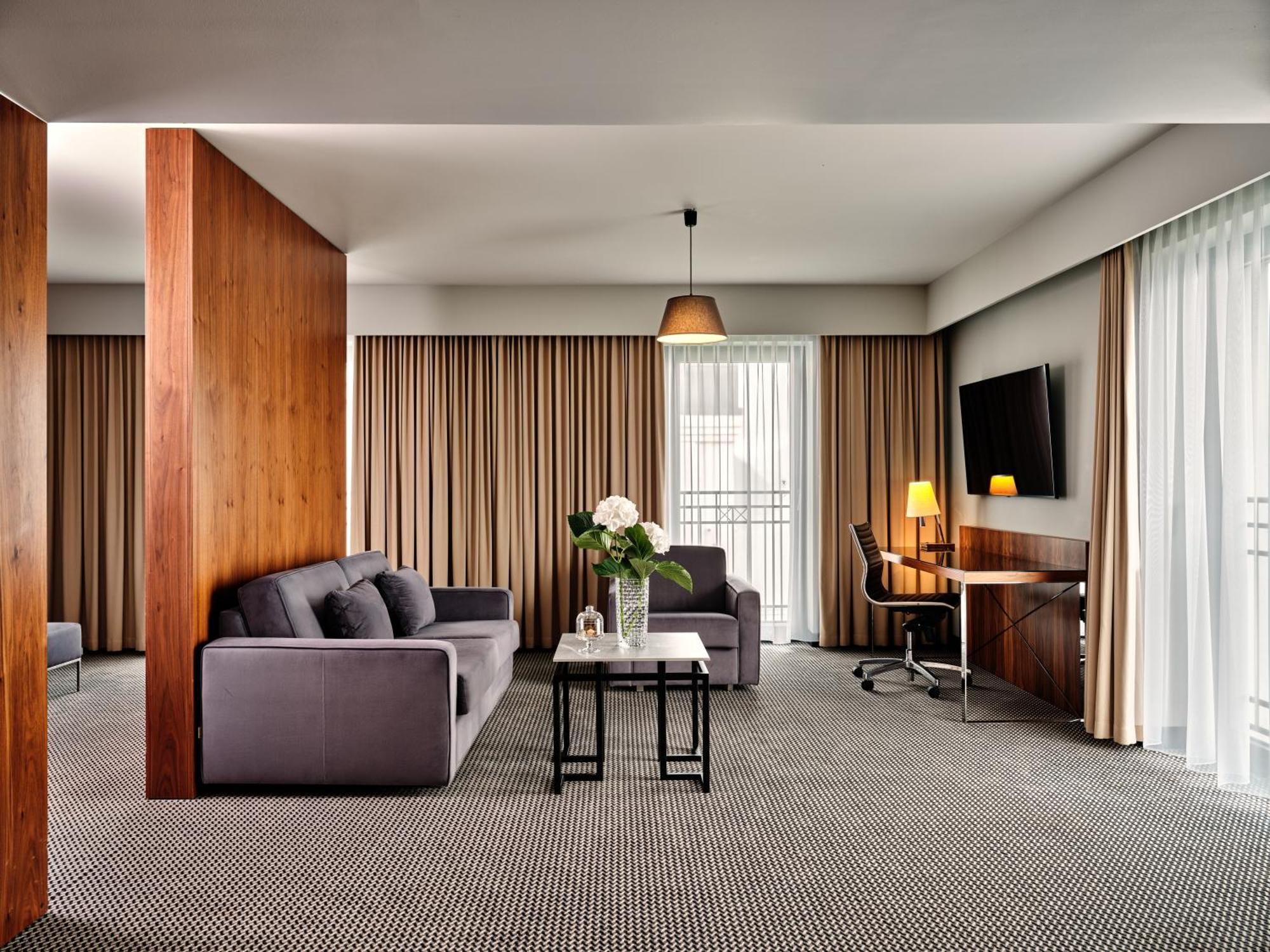 Heron Live Hotel Marina & Spa Grodek Nad Dunajcem Bagian luar foto