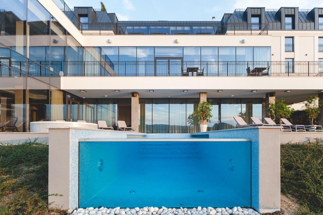Heron Live Hotel Marina & Spa Grodek Nad Dunajcem Bagian luar foto