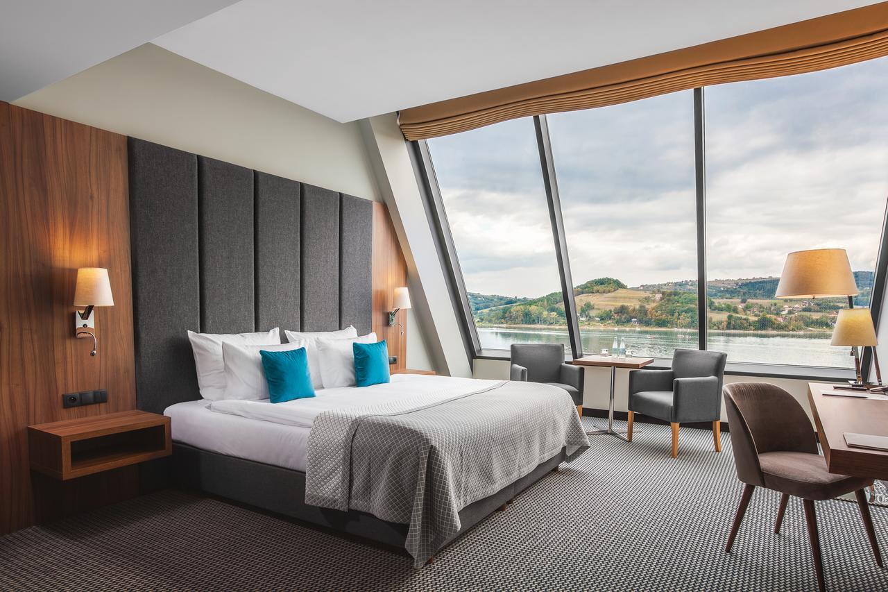 Heron Live Hotel Marina & Spa Grodek Nad Dunajcem Bagian luar foto